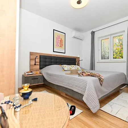Celice - Levanat Okrug Donji Apartment