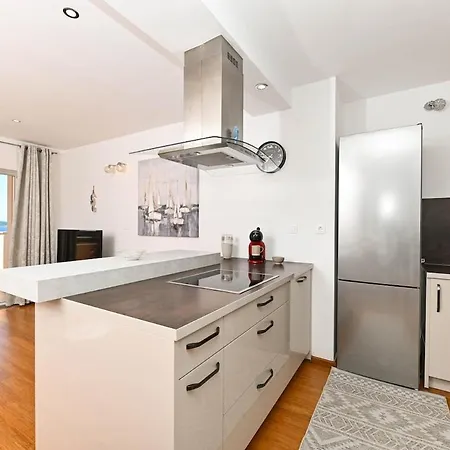 Apartment Celice - Levanat Okrug Donji Donji Okrug (Ciovo)